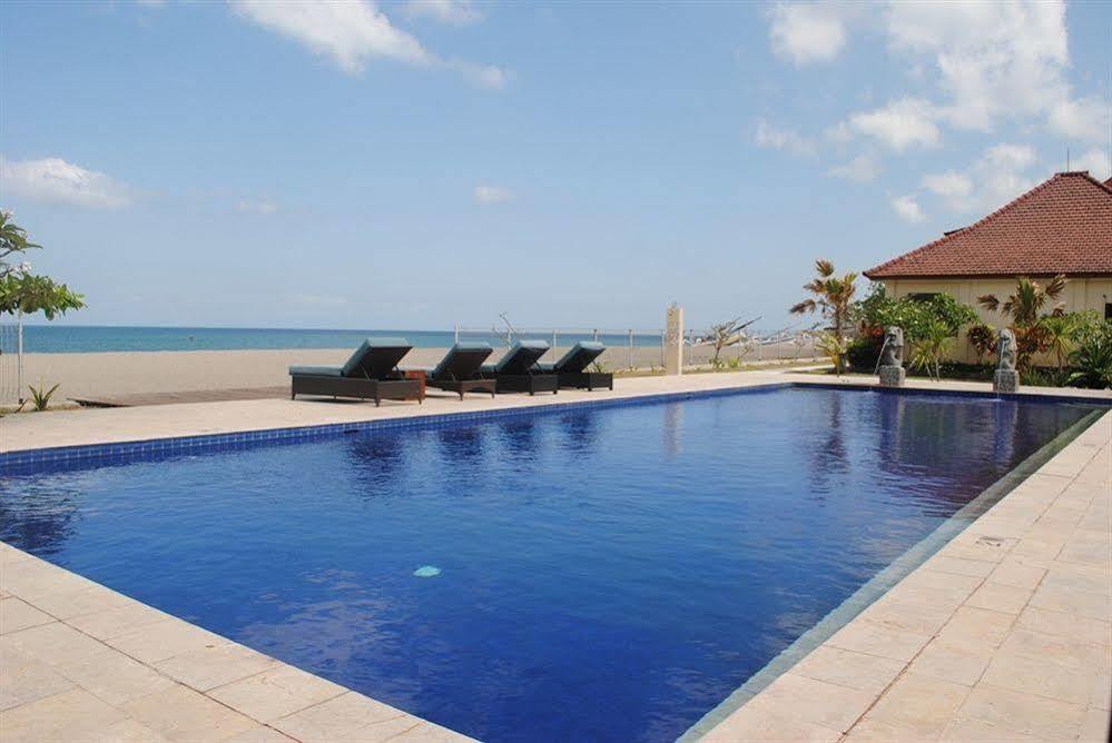 Lombok Beach Villa Mangsit Exterior photo