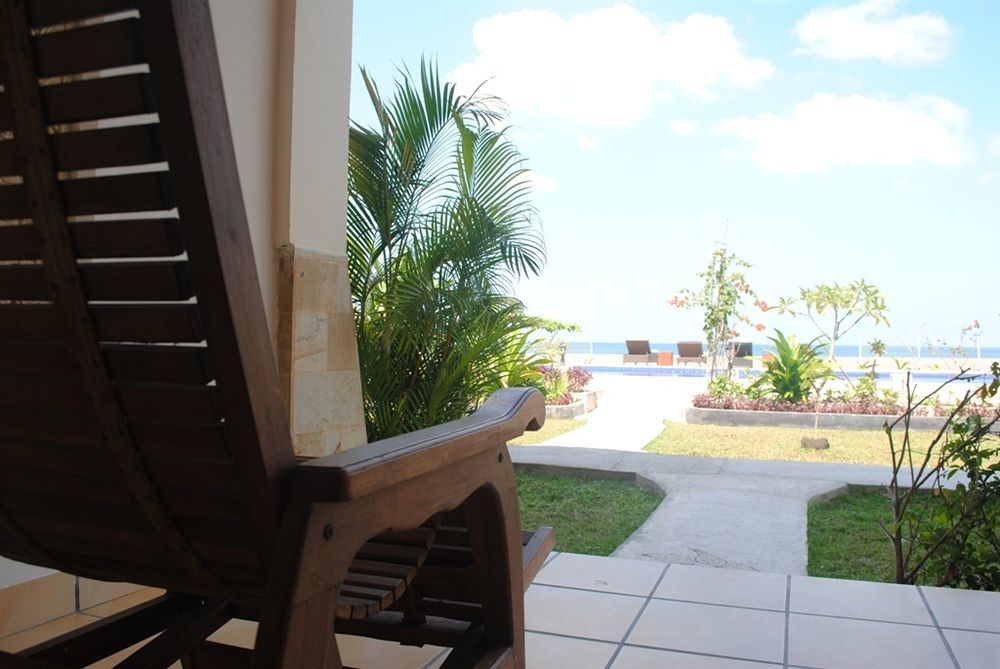 Lombok Beach Villa Mangsit Exterior photo